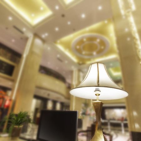 Yutong Hotel Guangzhou Exterior foto